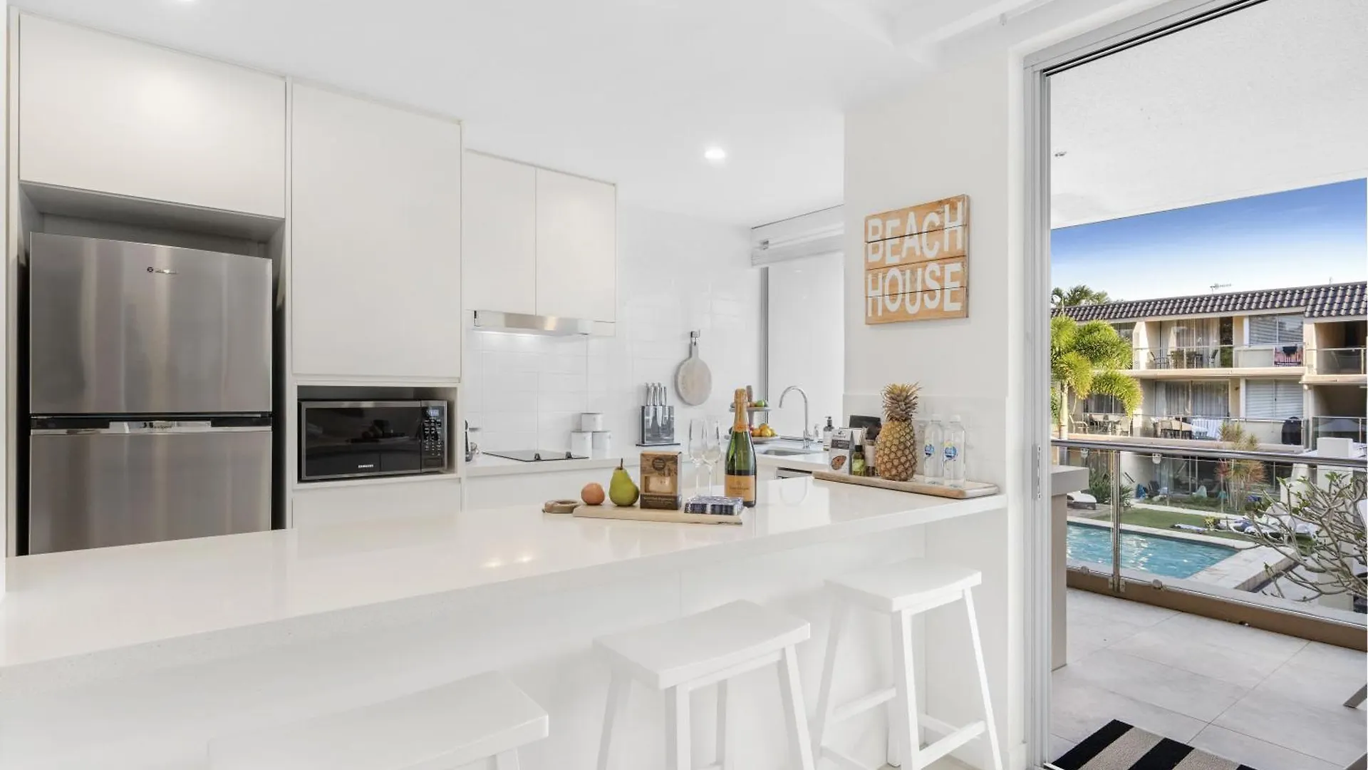 ****  #2 Hastings Street Aparthotel Noosa Heads Australia