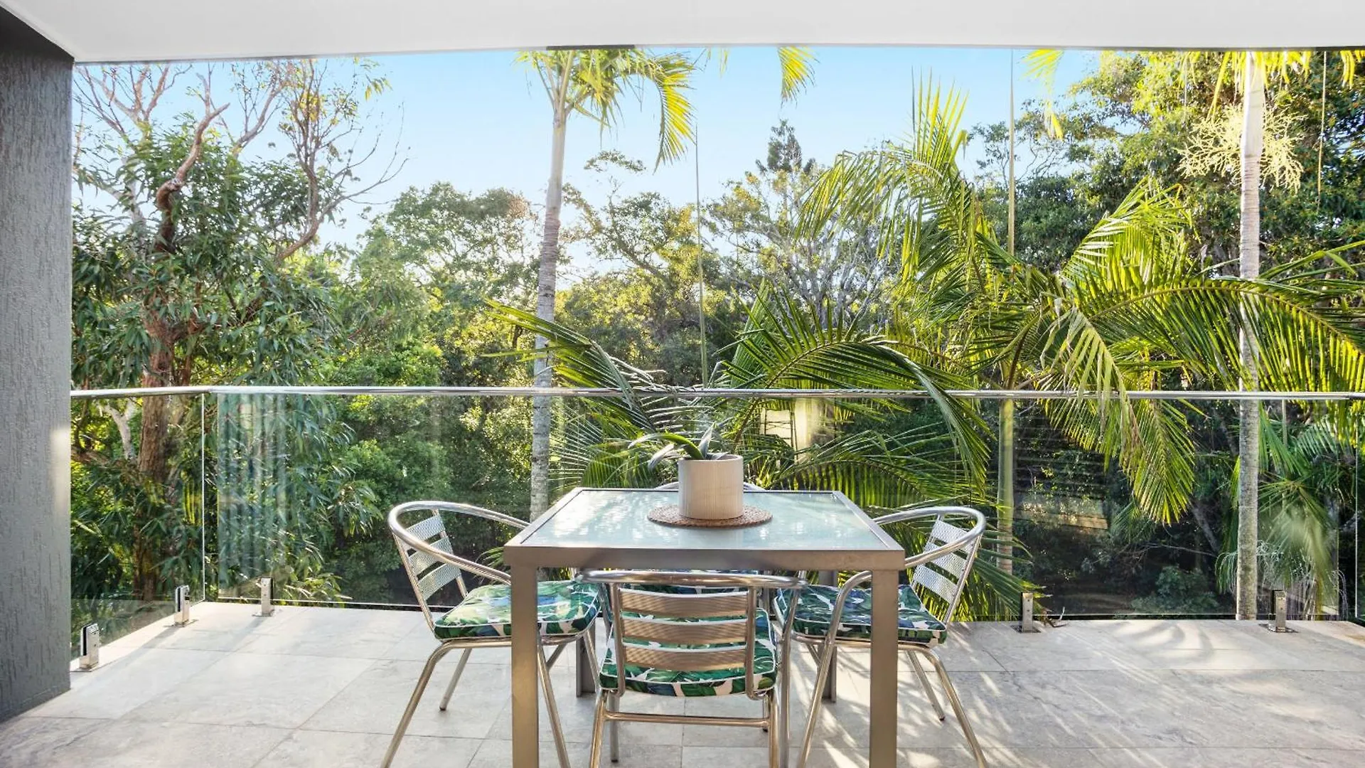 #2 Hastings Street Aparthotel Noosa Heads 4*,  Australia