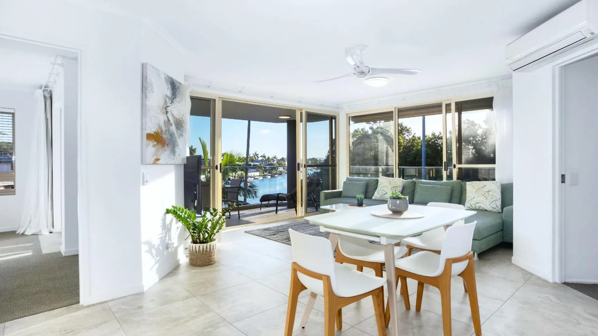 #2 Hastings Street Aparthotel Noosa Heads