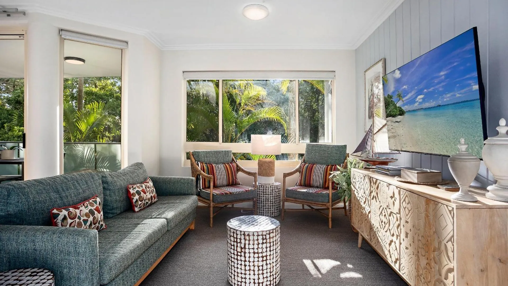 #2 Hastings Street Aparthotel Noosa Heads 4*,  Australia